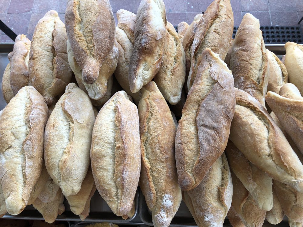 Todos dudan cómo se escribe el nombre de este pan tapatío: Virote o Birote