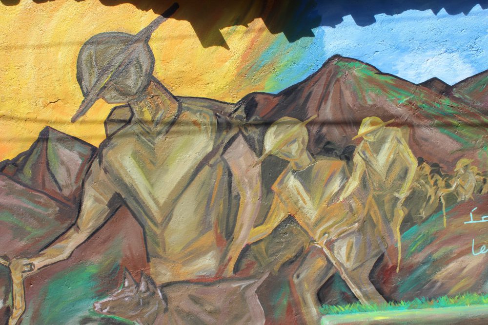 Pintura mural sobre Peregrinos de Talpa, pintada en calles de Talpa de Allende