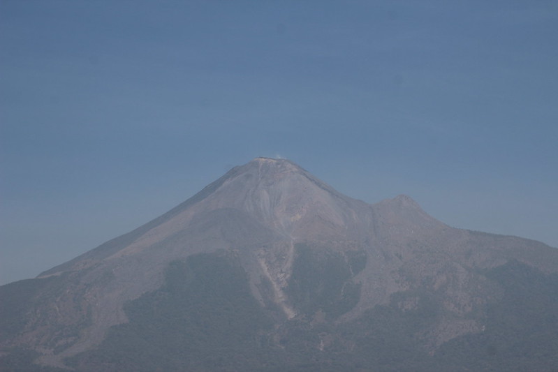 Imagen del Volcán de Colima, Volcán de Fuego