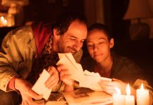 Andrés David y “Bruno” enfrentan la eterna adolescencia gay El actor tapatío Andrés David interpreta a "Bruno en el filme "La eterna adolescente", de Eduardo Esquivel. Fotografía: Cortesía